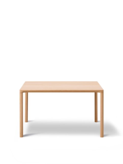 Piloti Wood Table Sofabord, 75 x 75 cm