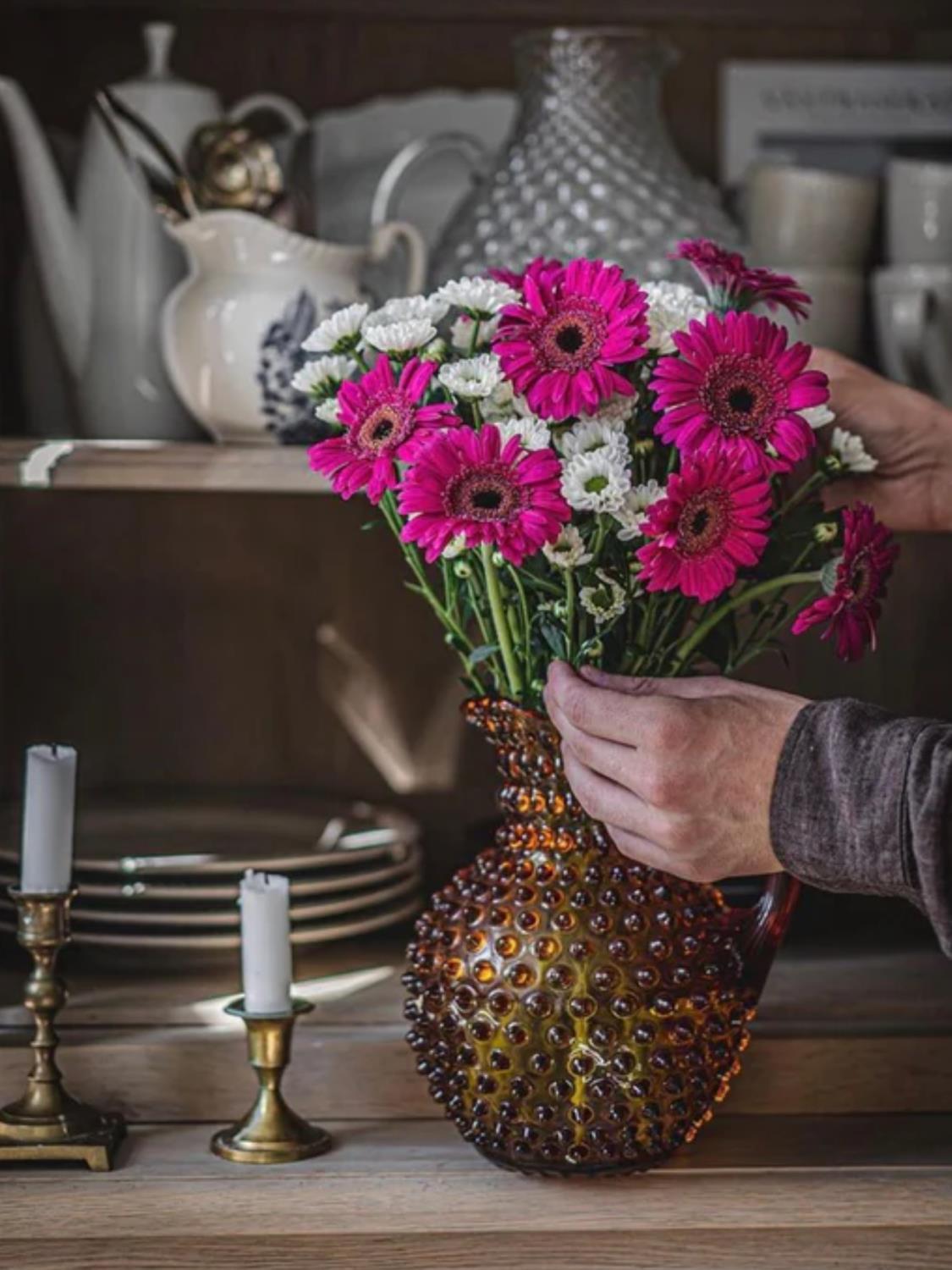 Hobnail Mugge 2L, amber 2 Hobnail Mugge 2L, amber 2