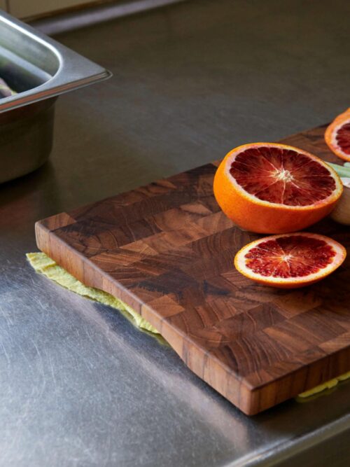 Dania Cutting Board, L 2