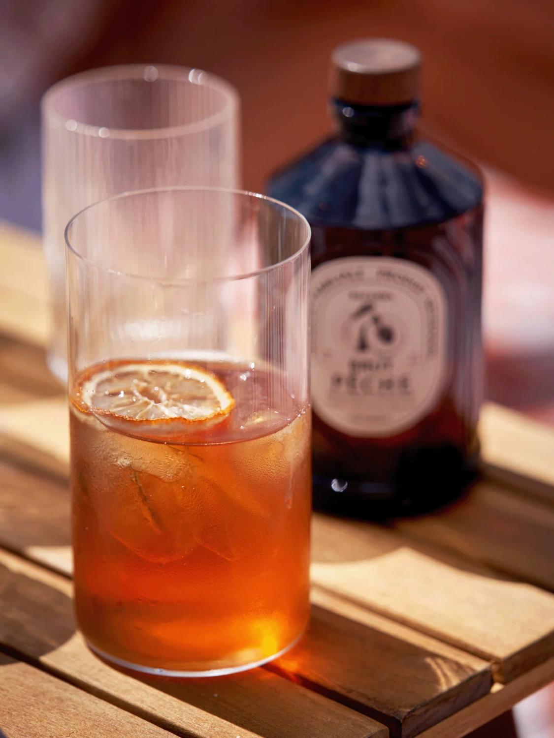 White Peach organisk sirup, 400 ml 2 White Peach organisk sirup, 400 ml 2