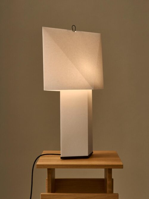 Aplat Table Lamp 660 2