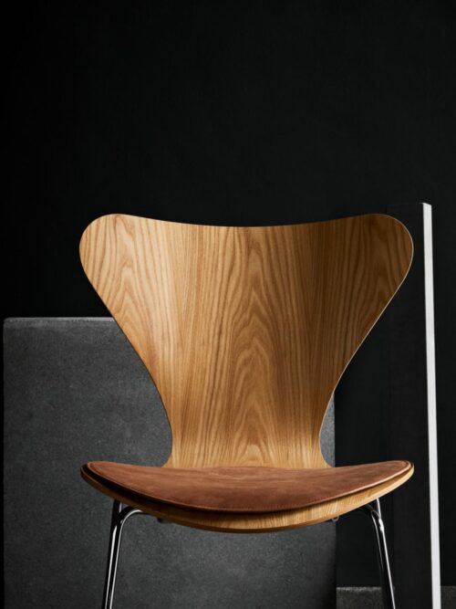 Serie 7 setepute, Walnut 2