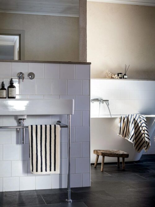 Bonnie Black Håndkle, 50 x 70 cm 2