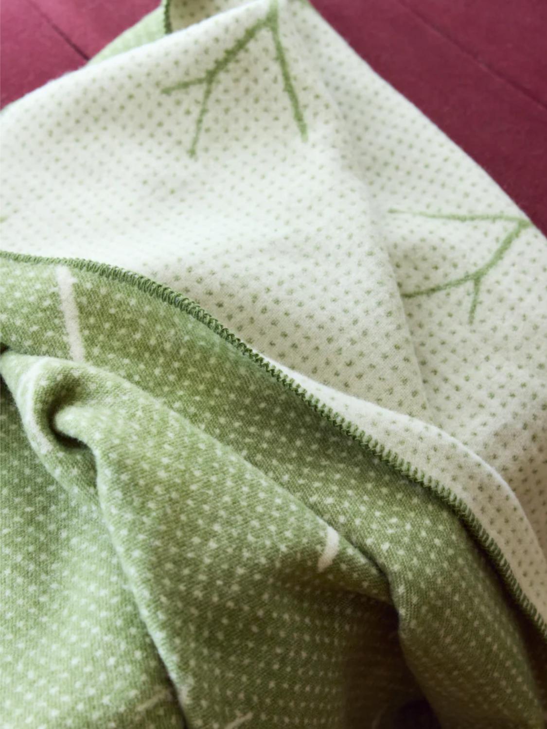 Fall pledd, Green 2 Fall pledd, Green 2